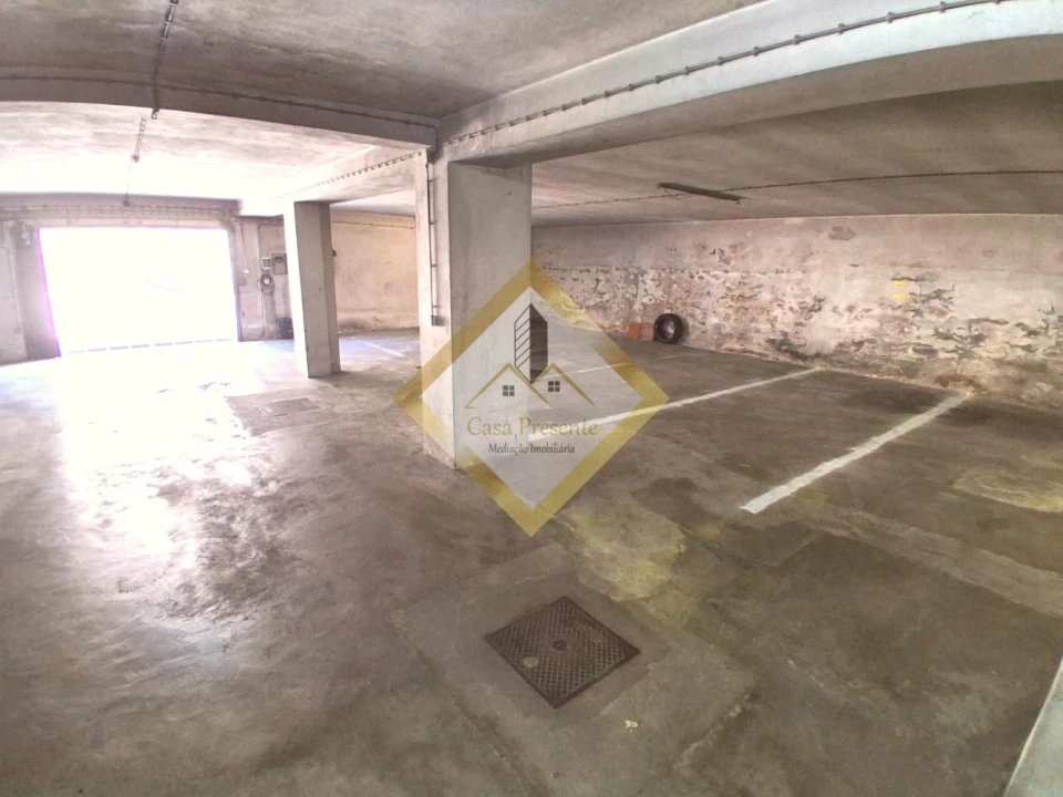 Apartamento T3 para Venda em Fânzeres e São Pedro da Cova Foto 21