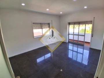 Apartamento T3 para Venda em Fânzeres e São Pedro da Cova