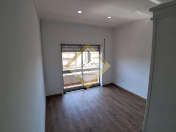 Apartamento T3 para Venda em Fânzeres e São Pedro da Cova