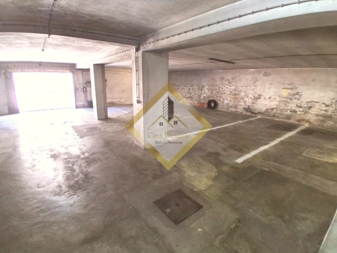 Apartamento T3 para Venda em Fânzeres e São Pedro da Cova Foto 21