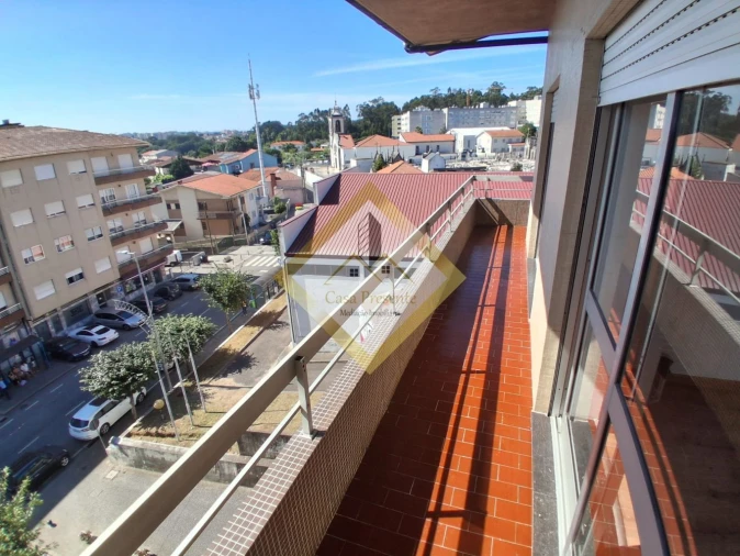 Apartamento T3 para Venda em Fânzeres e São Pedro da Cova Foto 16
