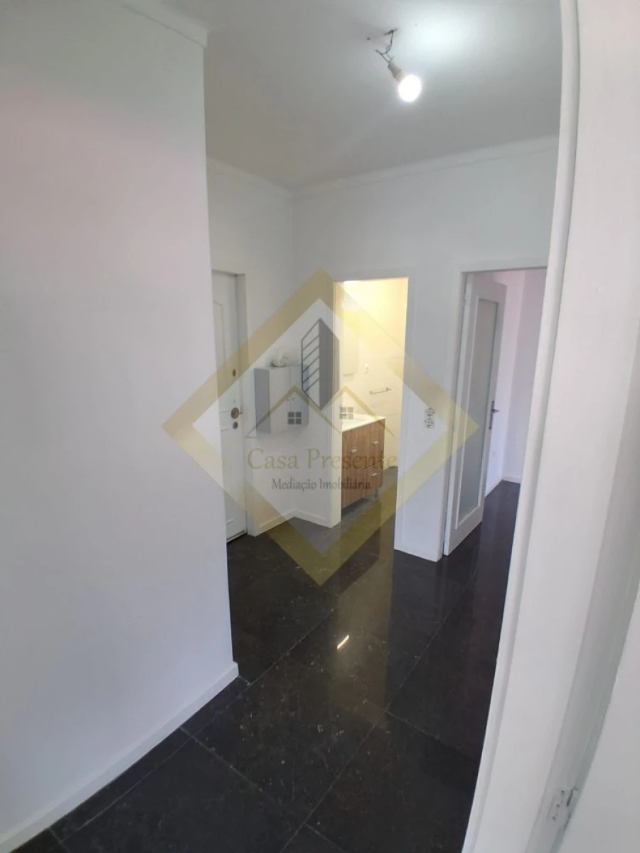 Apartamento T3 para Venda em Fânzeres e São Pedro da Cova Foto 11