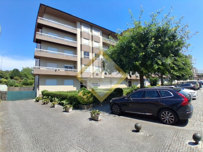 Apartamento T3 para Venda em Fânzeres e São Pedro da Cova Foto 22