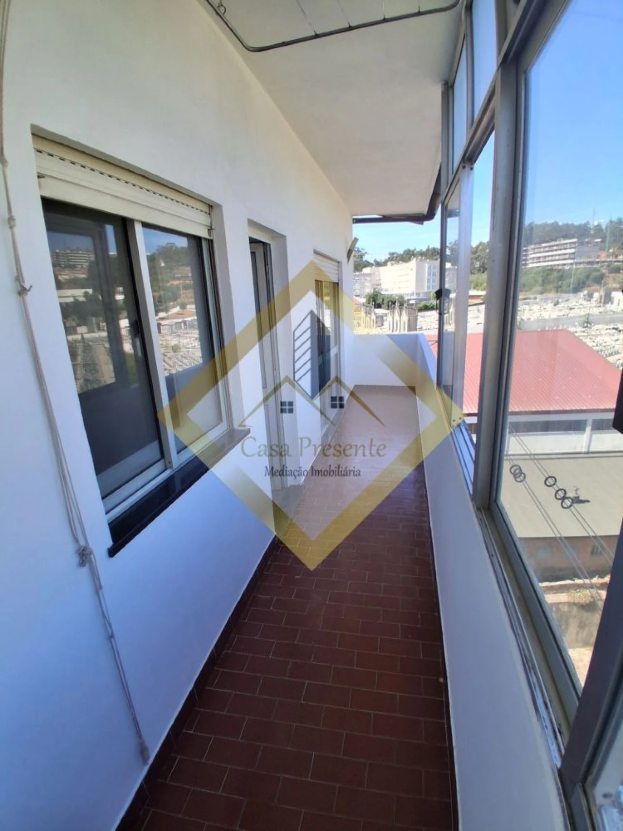 Apartamento T3 para Venda em Fânzeres e São Pedro da Cova Foto 18