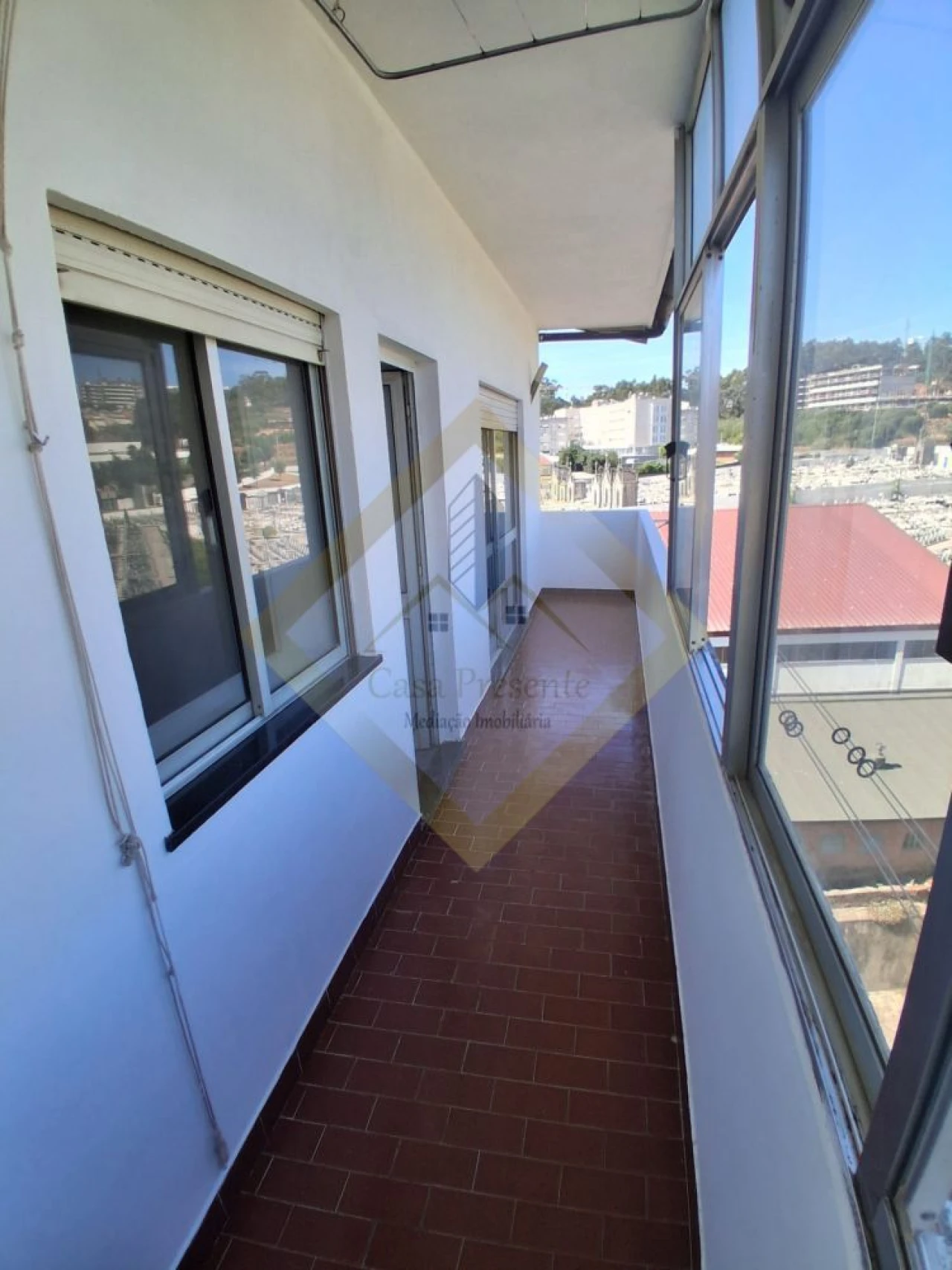 Apartamento T3 para Venda em Fânzeres e São Pedro da Cova Foto 18