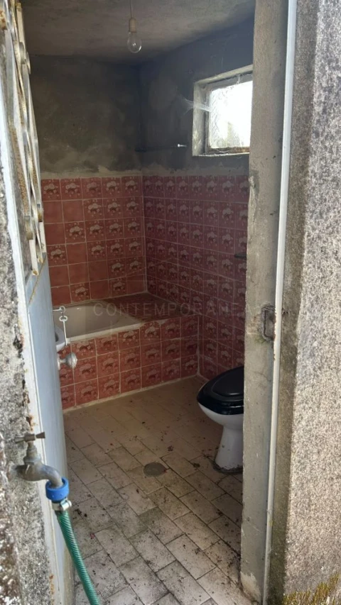 Moradia T2 para Venda em Chavães