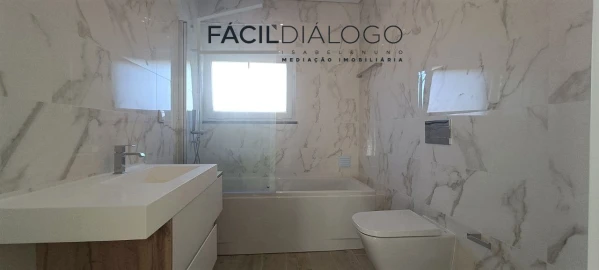 Moradia T3 para Venda em Sesimbra (Castelo)