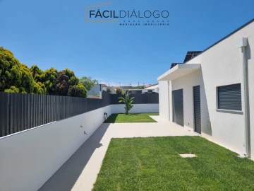 Moradia T3 para Venda em Sesimbra (Castelo)