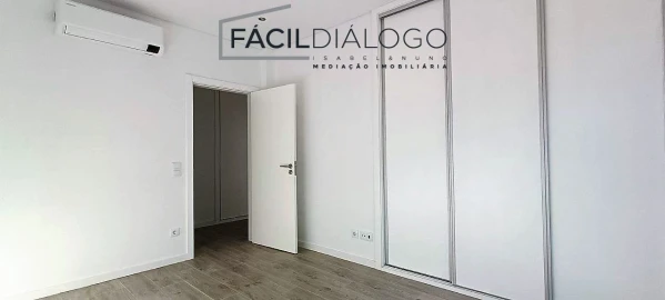 Moradia T3 para Venda em Sesimbra (Castelo)