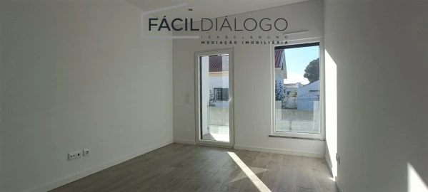 Moradia T3 para Venda em Sesimbra (Castelo)