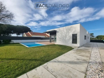 Moradia T3 para Venda em Sesimbra (Castelo)