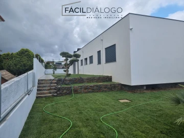 Moradia T3 para Venda em Sesimbra (Castelo)