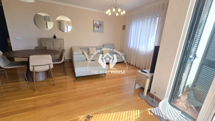 Apartamento T2 para Venda em Caniço Foto 8