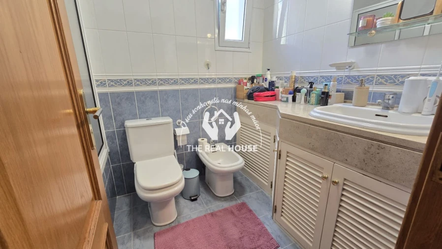 Apartamento T2 para Venda em Caniço Foto 7