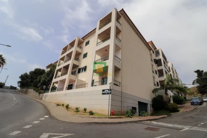 Apartamento T3 para Venda em Caniço