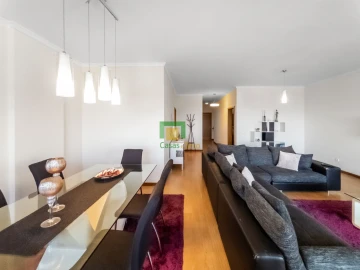 Apartamento T3 para Venda em Caniço