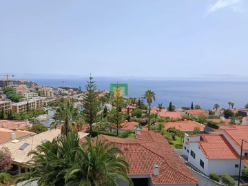 Apartamento T3 para Venda em Caniço