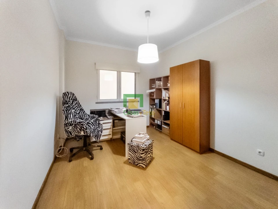 Apartamento T3 para Venda em Caniço Foto 18
