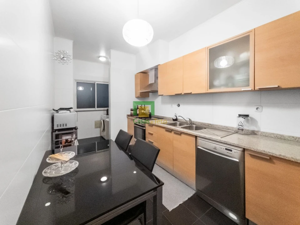 Apartamento T3 para Venda em Caniço Foto 7