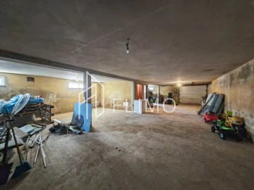 Moradia T4 para Venda em Amoreira da Gândara, Paredes do Bairro e Ancas