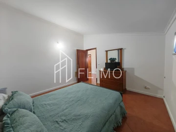 Moradia T4 para Venda em Amoreira da Gândara, Paredes do Bairro e Ancas