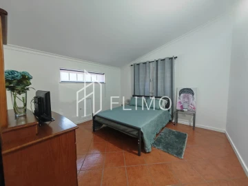 Moradia T4 para Venda em Amoreira da Gândara, Paredes do Bairro e Ancas