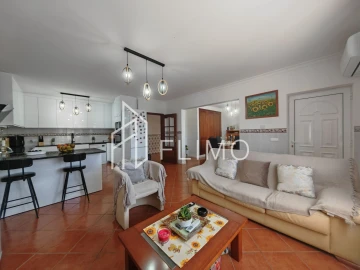 Moradia T4 para Venda em Amoreira da Gândara, Paredes do Bairro e Ancas