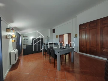 Moradia T4 para Venda em Amoreira da Gândara, Paredes do Bairro e Ancas