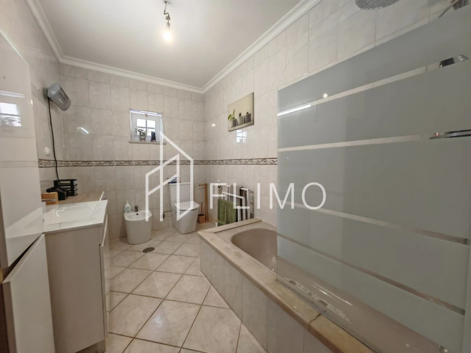 Moradia T4 para Venda em Amoreira da Gândara, Paredes do Bairro e Ancas Foto 28