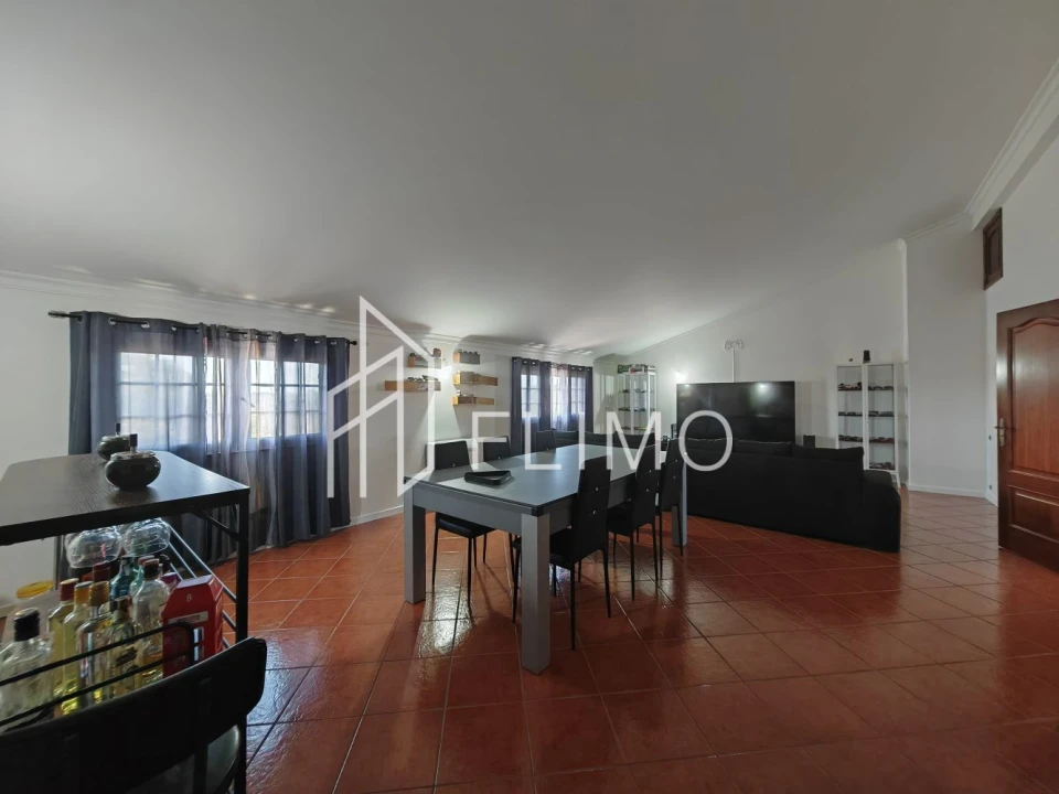Moradia T4 para Venda em Amoreira da Gândara, Paredes do Bairro e Ancas Foto 8