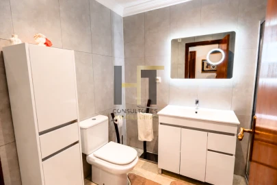 Apartamento T2 para Venda em Castêlo da Maia