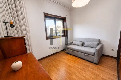 Apartamento T2 para Venda em Castêlo da Maia