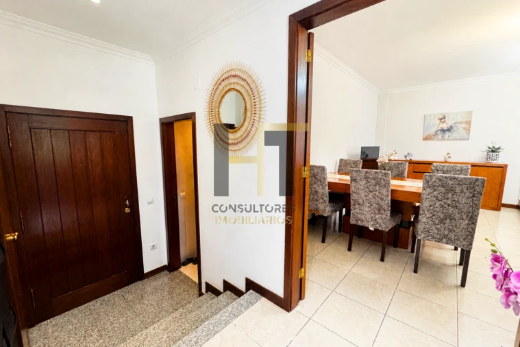 Apartamento T2 para Venda em Castêlo da Maia Foto 6