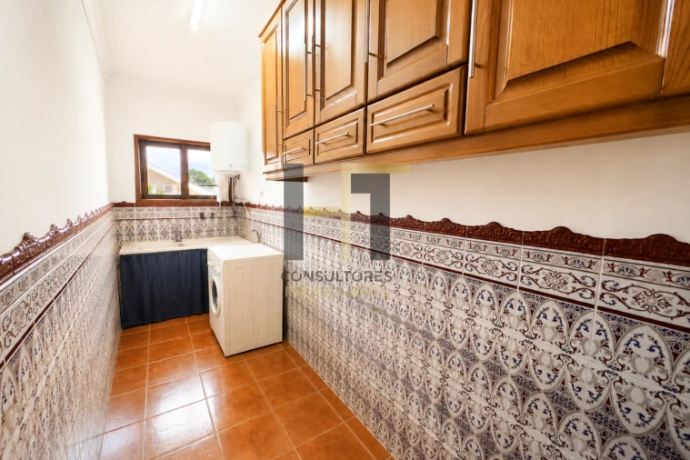 Moradia T4 para Venda em Silvares, Pias, Nogueira e Alvarenga Foto 12