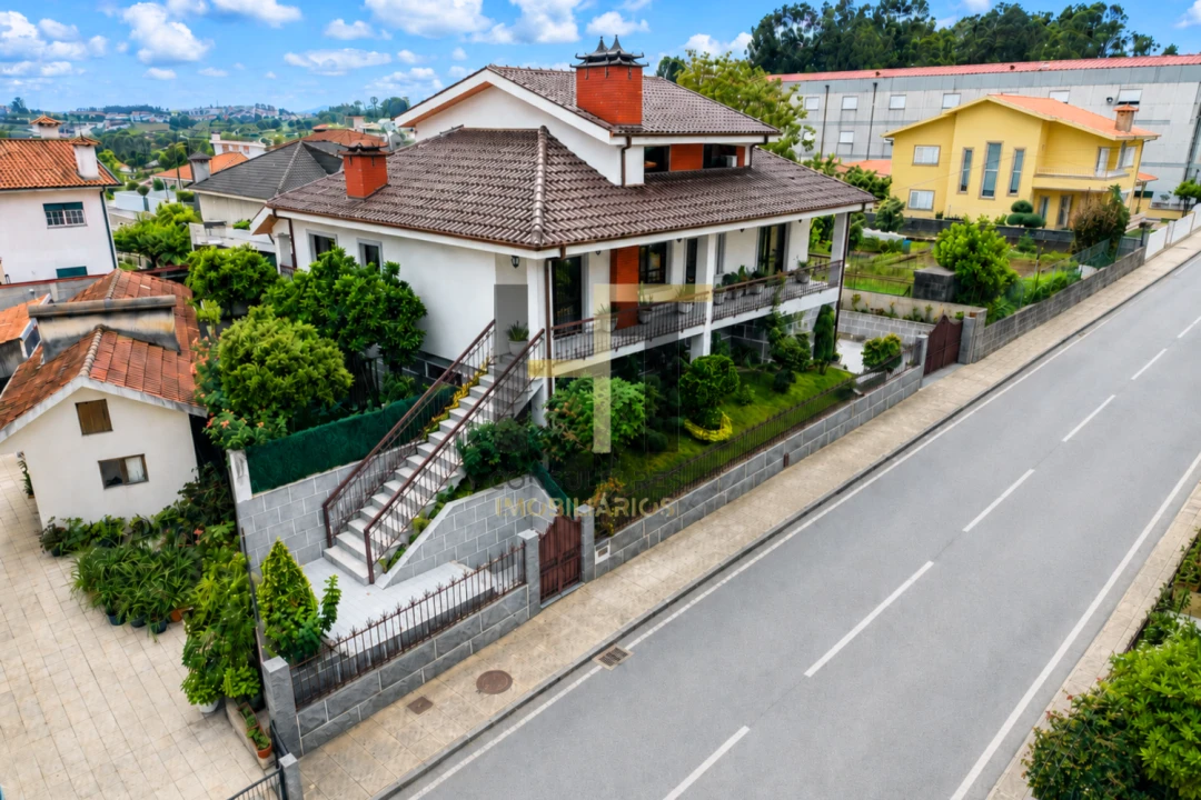 Moradia T4 para Venda em Silvares, Pias, Nogueira e Alvarenga Foto 29