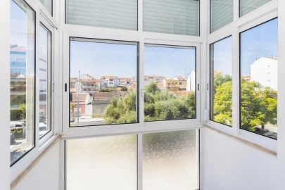 Apartamento T2 para Venda em Baixa da Banheira e Vale da Amoreira