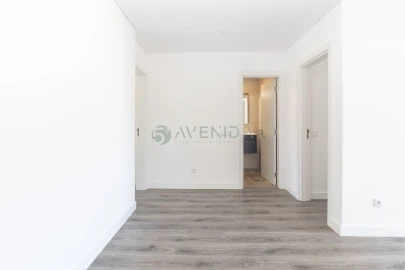 Apartamento T2 para Venda em Baixa da Banheira e Vale da Amoreira