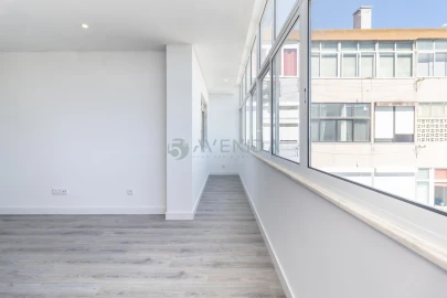 Apartamento T2 para Venda em Baixa da Banheira e Vale da Amoreira