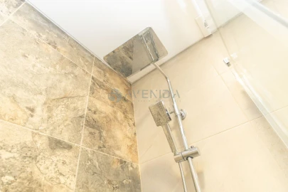 Apartamento T2 para Venda em Baixa da Banheira e Vale da Amoreira