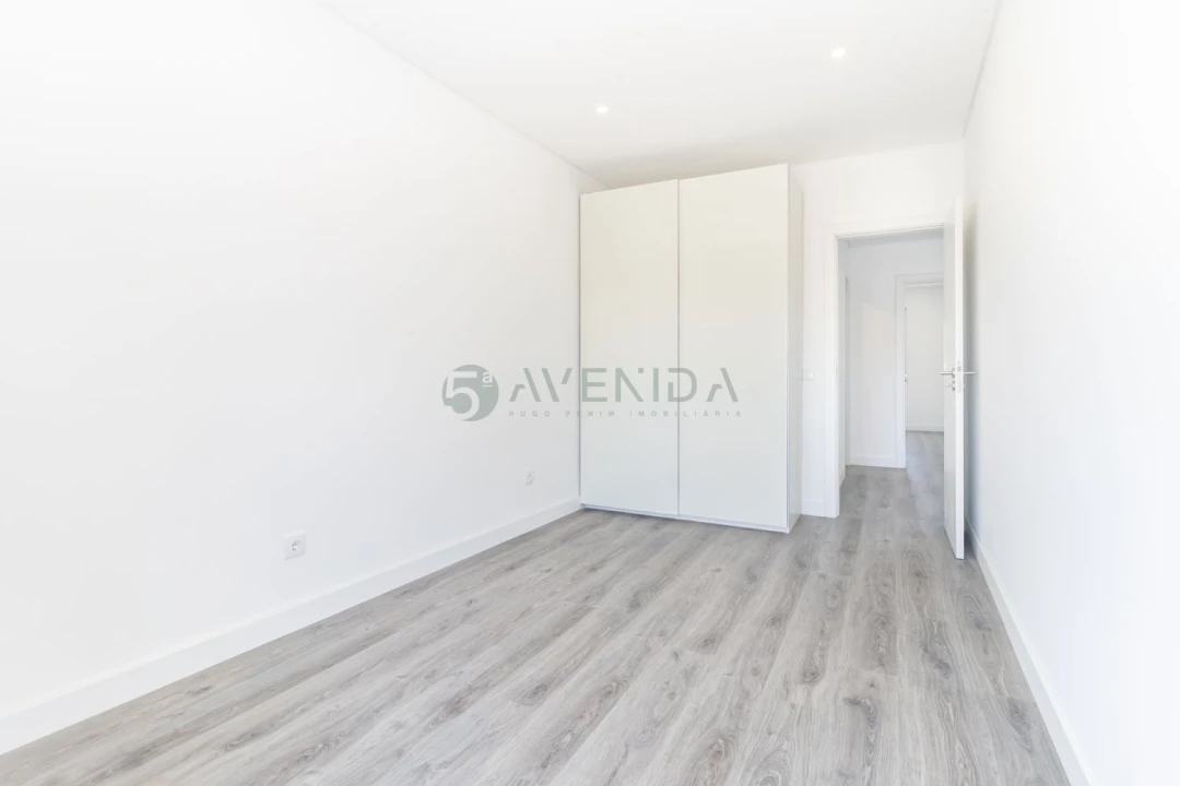 Apartamento T2 para Venda em Baixa da Banheira e Vale da Amoreira Foto 32