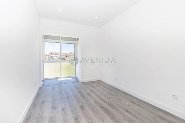 Apartamento T2 para Venda em Baixa da Banheira e Vale da Amoreira Foto 30