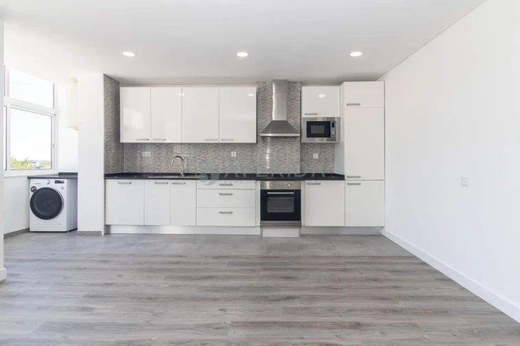 Apartamento T2 para Venda em Baixa da Banheira e Vale da Amoreira Foto 5