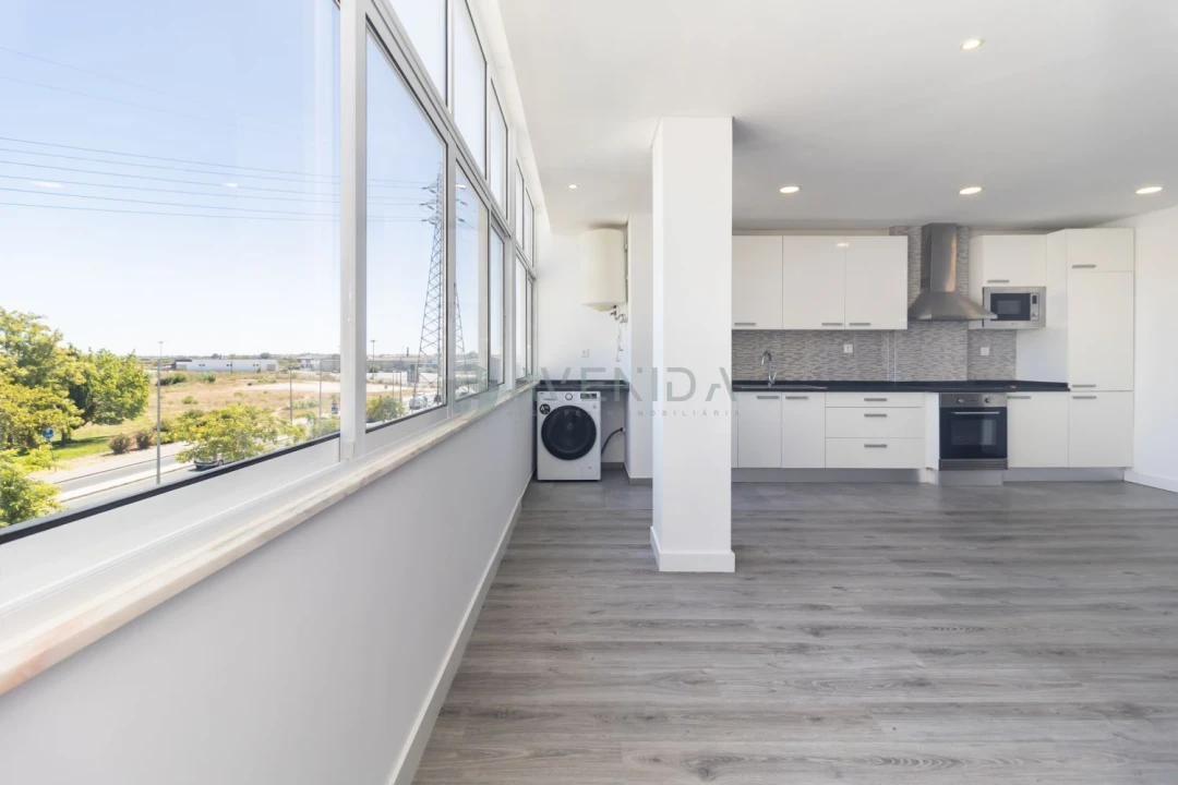 Apartamento T2 para Venda em Baixa da Banheira e Vale da Amoreira Foto 16