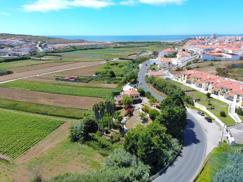Moradia T4 para Venda em São Bartolomeu dos Galegos e Moledo Foto 40