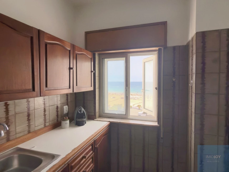 Apartamento T2 para Venda em Portimão Foto 8