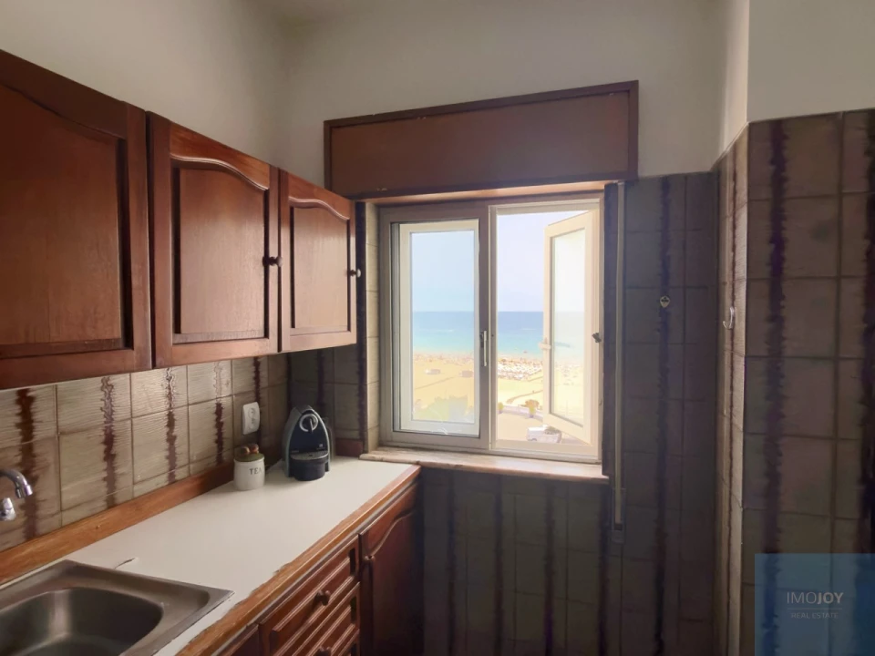 Apartamento T2 para Venda em Portimão Foto 9