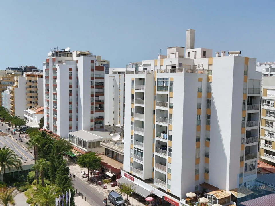 Apartamento T2 para Venda em Portimão Foto 18