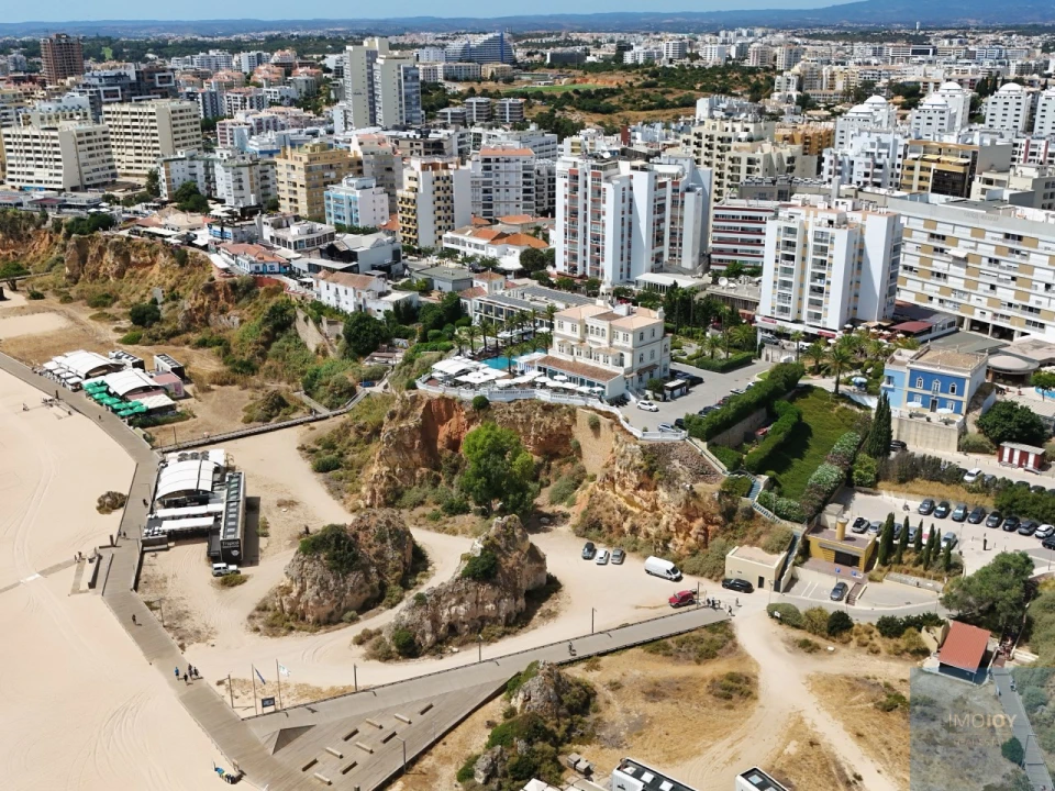 Apartamento T2 para Venda em Portimão Foto 21