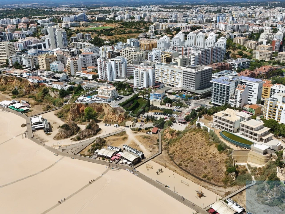 Apartamento T2 para Venda em Portimão Foto 24
