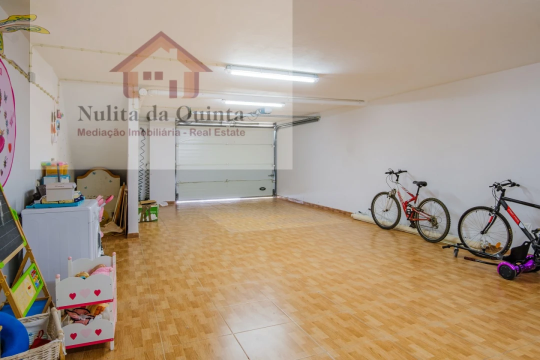Moradia T3 para Venda em Ferreiras Foto 41